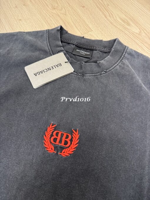 實拍 免運 Balenciaga 巴黎世家 紅色 logo 刺繡 麥穗 桂冠 雙B BB 字母 做舊 寬鬆 短袖 短T T恤 上衣 潮流：圖片 6