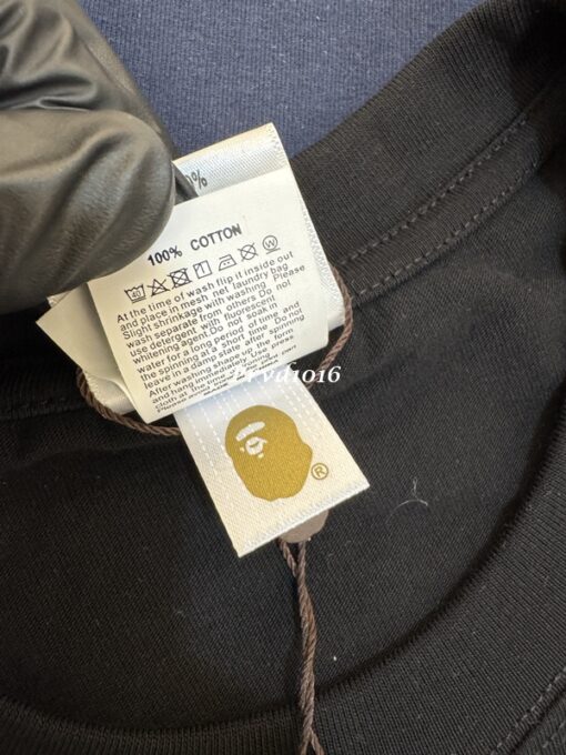 實拍 免運 BAPE 經典 猿人 logo 刺繡 胸口 徽章 短袖 短T T恤 素T 低調款 街頭風：圖片 10