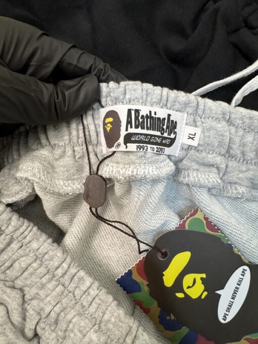 實拍 免運 BAPE 經典 猿人 logo 刺繡 短褲 棉短褲 褲子 運動褲 低調款 街頭風：圖片 10