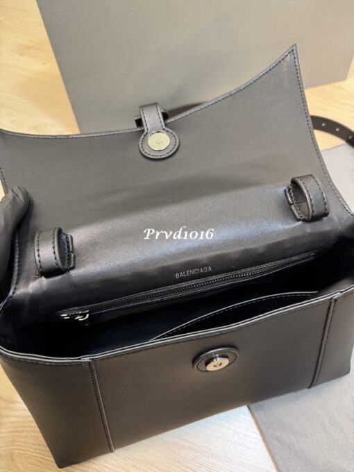 實拍 Balenciaga 巴黎世家 B扣 Downtown 包 沙漏包 小牛皮 磁吸扣 翻蓋包：圖片 8