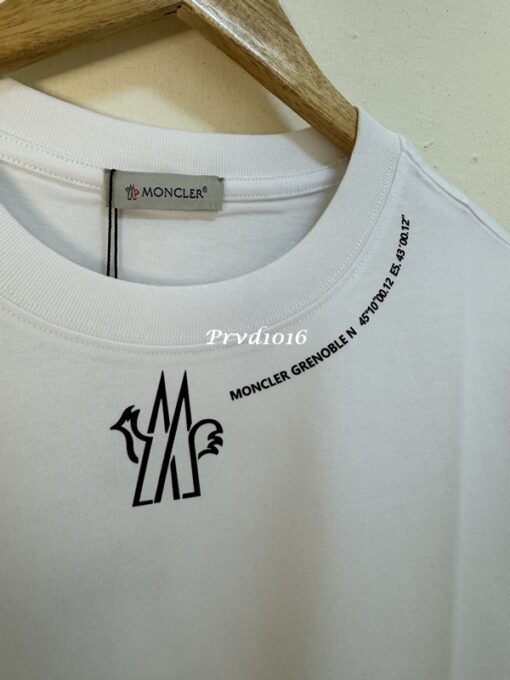 實拍 免運 Moncler 蒙口 項鍊 字母 logo 手臂 徽章 短袖 短T T恤 黑色 白色 2025 新款：圖片 8