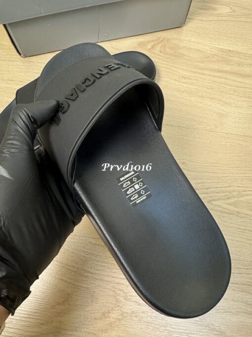 實拍 免運 Balenciaga 巴黎世家 Logo 字母 涼鞋 拖鞋 潮流 上課 逛街 運動 健身 出國 旅行：圖片 5