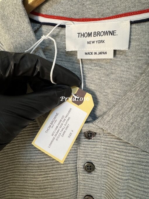 實拍 免運 Thom Browne TB 短袖 polo polo衫 球衣 球服 華夫格 經典 條紋 寬鬆 短袖 短T T恤 Tee 上衣 潮流 上課 逛街 出國 旅行：圖片 7