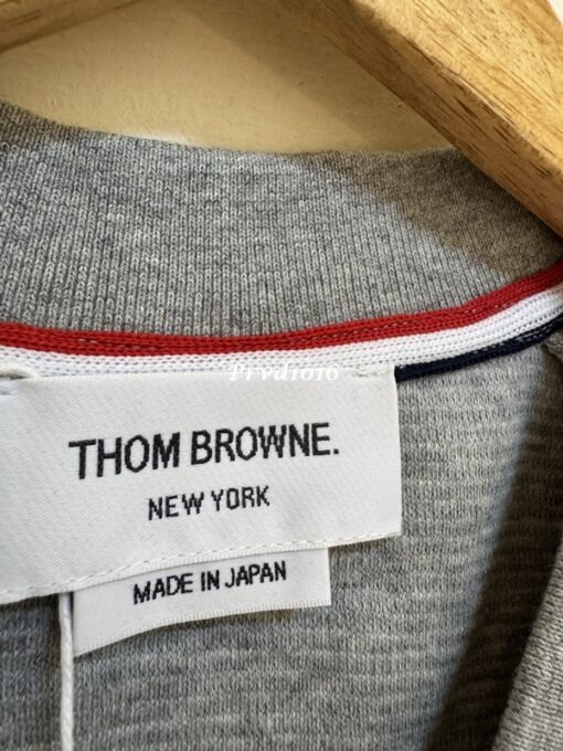 實拍 免運 Thom Browne TB 短袖 polo polo衫 球衣 球服 華夫格 經典 條紋 寬鬆 短袖 短T T恤 Tee 上衣 潮流 上課 逛街 出國 旅行：圖片 10