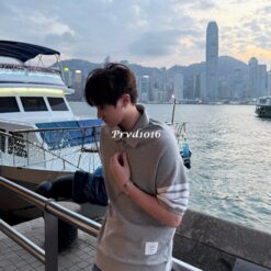實拍 免運 Thom Browne TB 短袖 polo polo衫 球衣 球服 華夫格 經典 條紋 寬鬆 短袖 短T T恤 Tee 上衣 潮流 上課 逛街 出國 旅行