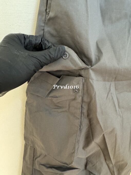 實拍 免運 UNDEFEATED 美牌 尼龍 透氣 多口袋 工作褲 柵欄 刺繡 logo 春夏款 長褲 褲子 百搭 潮流 上課 逛街 出國 旅行：圖片 11