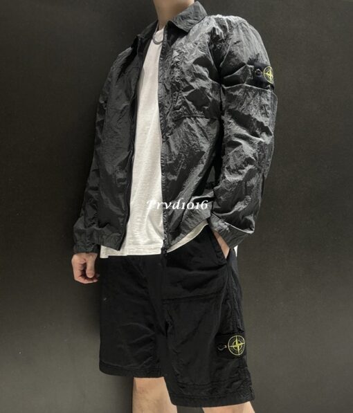 實拍 免運 Stone Island 石頭島 刺繡 徽章 logo 薄外套 金屬工業風 春夏款 夾克外套 防潑水 夾克：圖片 2