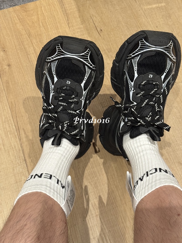 實拍 免運 潮牌 巴黎 Balen 字母 logo 襪子 中筒襪 高筒襪 長襪 棉襪 球襪 運動襪 穿搭 搭配 另有 Essentials 潮流:圖片 2