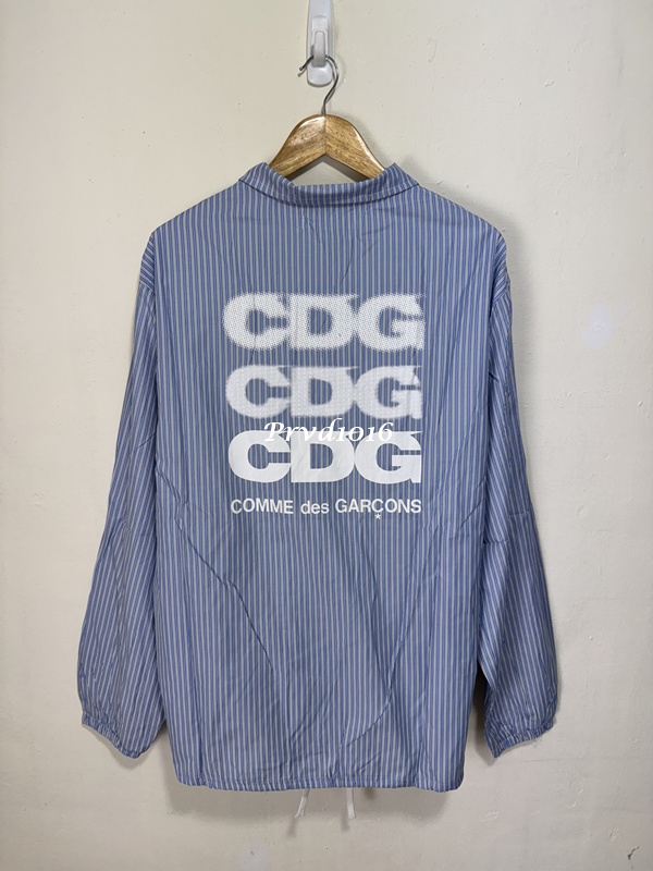實拍 免運 日本 CDG LOGO 條紋 教練外套 外套 風衣 夾克 城市穿搭 街頭風 必收單品 時尚感 川久保玲:圖片 12