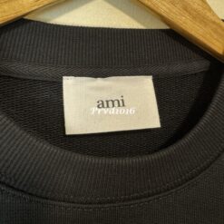 實拍 免運 法國 AMI Paris 大愛心 刺繡 大學T 長袖 圓領 衛衣 重磅棉料 寬鬆版型 CITYBOY風格 情侶款 精品上衣 美式 街頭 時尚 潮流 精品：圖片 10