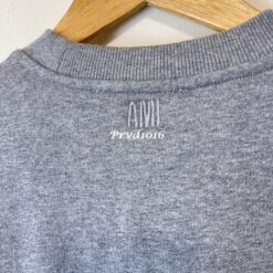 實拍 免運 法國 AMI Paris 大愛心 刺繡 大學T 長袖 圓領 衛衣 重磅棉料 寬鬆版型 CITYBOY風格 情侶款 精品上衣 美式 街頭 時尚 潮流 精品：圖片 27