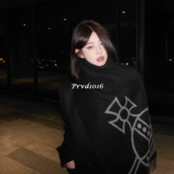 實拍 免運 英國 Vivienne Westwood VW 西太后 大土星 圍巾 雙面圍巾 羊毛 黑灰 土星環 歐美時尚風 英倫復古 韓系潮流 美式街頭 男女可用 Cityboy 必備 秋冬圍巾 爆款