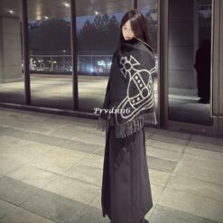 Alternative view of 實拍 免運 英國 Vivienne Westwood VW 西太后 大土星 圍巾 雙面圍巾 羊毛 黑灰 土星環 歐美時尚風 英倫復古 韓系潮流 美式街頭 男女可用 Cityboy 必備 秋冬圍巾 爆款