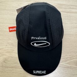 實拍 免運 Supreme Nike 聯名 跑步帽 鴨舌帽 老帽 黑色 帽子 機能帽 透氣網布 男女同款 情侶款 美式街頭 CITYBOY 韓系穿搭：圖片 9