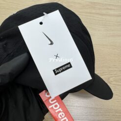 實拍 免運 Supreme Nike 聯名 跑步帽 鴨舌帽 老帽 黑色 帽子 機能帽 透氣網布 男女同款 情侶款 美式街頭 CITYBOY 韓系穿搭：圖片 13