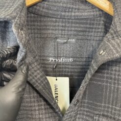實拍 免運 Balen 巴黎 格紋 字母 襯衫 外套 長袖襯衫 鈕扣 上衣 Oversize 寬鬆剪裁 美式街頭 都會風格 情侶款:圖片 9