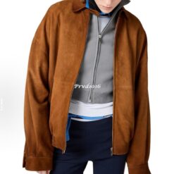 實拍 免運 MIU MIU 義大利品牌 麂皮外套 棕色 復古短版 夾克 立領 拉鍊外套 精品男裝 質感風格 狠款 時尚 精品 穿搭：圖片 3