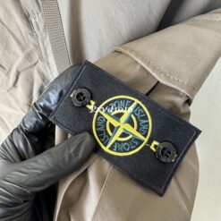 實拍 免運 義大利 STONE ISLAND 石頭島 機能長褲 羅盤 徽章 工裝褲 口袋褲 彈性腰圍 抽繩褲 縮口褲 城市機能 CITYBOY風格 街頭 時尚 潮流：圖片 4