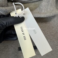 實拍免運 ESSENTIALS FOG Fear Of God 背後銀灰字 反光 Logo 帽T 美牌 連帽衛衣 Hoodie 長袖 上衣 寬鬆 落肩 重磅棉 CITYBOY風格 情侶 男女同款 街頭 潮流 秋冬 穿搭 出國 旅行：圖片 13