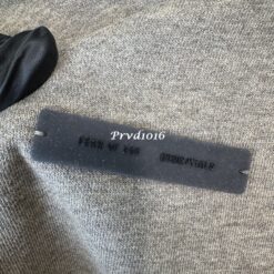 實拍免運 ESSENTIALS FOG Fear Of God 背後銀灰字 反光 Logo 帽T 美牌 連帽衛衣 Hoodie 長袖 上衣 寬鬆 落肩 重磅棉 CITYBOY風格 情侶 男女同款 街頭 潮流 秋冬 穿搭 出國 旅行：圖片 15