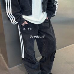實拍 免運 TC THUG CLUB adidas originals 聯名 TEAMGEIST 運動長褲 水洗做舊 寬鬆剪裁 暗黑機能 套裝 褲子 男女同款：圖片 3