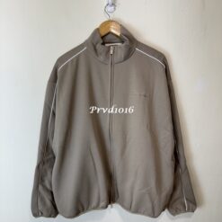 實拍 免運 FOG Fear Of God ESSENTIALS 立領外套 拉鍊外套 運動外套 套裝 寬鬆版型 Cityboy 高街風 男女同款 街頭 時尚 潮流 穿搭：圖片 8