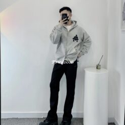 Alternative view of 實拍 免運 Chrome Hearts 克羅心 拉鍊 帽T 外套 灰色 皮革十字架 刺繡 連帽外套 街頭 高端 潮流 Cityboy 穿搭 男女同款