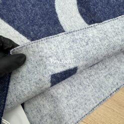 實拍 免運 瑞典 Acne Studios ACNE 羊毛圍巾 大字母LOGO圍巾精品 羊毛圍巾 長圍巾 披肩 男女可戴 冬季圍巾 保暖配件 高級感穿搭：圖片 17