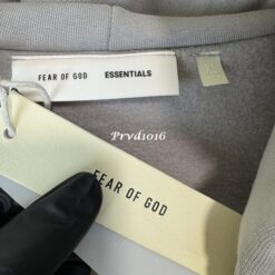 實拍 免運 美牌 FOG Fear of God Essentials 背後刺繡 拉鍊外套 連帽外套 寬鬆落肩 街頭高街 CITYBOY 美式極簡 百搭帽T 拉鍊帽T：圖片 14