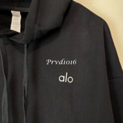 實拍 免運 洛杉磯 Alo Yoga Logo 高端 休閒 運動 時尚 連帽 寬鬆 帽T 歐美街頭 明星同款 高質感 瑜伽 健身 穿搭 男女 同款：圖片 5
