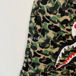 實拍免運 BAPE 經典鯊魚 迷彩圖案 寬鬆休閒短褲 猿人頭 五分褲 寬褲 運動褲 潮流褲 褲子 City Boy 日潮必備 美式街頭 男款：圖片 13