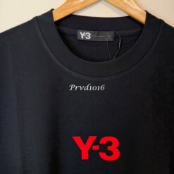 實拍 免運 Y-3 Yohji Yamamoto logo 山本耀司 經典紅字 聯名短T 寬鬆 短袖T恤 高端街頭 潮流必備 黑白雙色：圖片 6