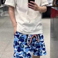 實拍免運 BAPE 經典鯊魚 迷彩圖案 寬鬆休閒短褲 猿人頭 五分褲 寬褲 運動褲 潮流褲 褲子 City Boy 日潮必備 美式街頭 男款：圖片 4