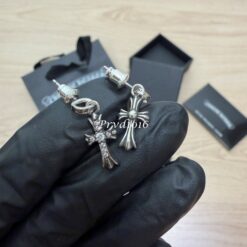 實拍免運 Chrome Hearts CH 克羅心 Baby Fat 經典 十字架 滿鑽 碎鑽 925純銀 垂墜耳環：圖片 5