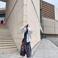 實拍免運 BAPE x adidas Originals 聯名 鯊魚 閃電 滿版猿人迷彩 寬鬆短褲 五分褲 聯名款 街頭霸王 男女同款 高街必備：圖片 28