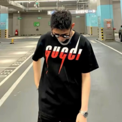 (現貨專區) GUC 短袖 閃電 雷電