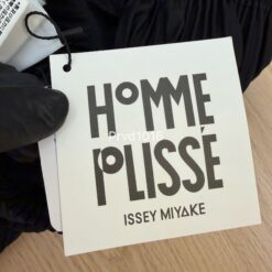 實拍免運 Homme Plisse Issey Miyake 三宅一生 經典立體壓褶短褲 男款 黑色 灰色 上課 運動 逛街 出國 旅行:圖片 11