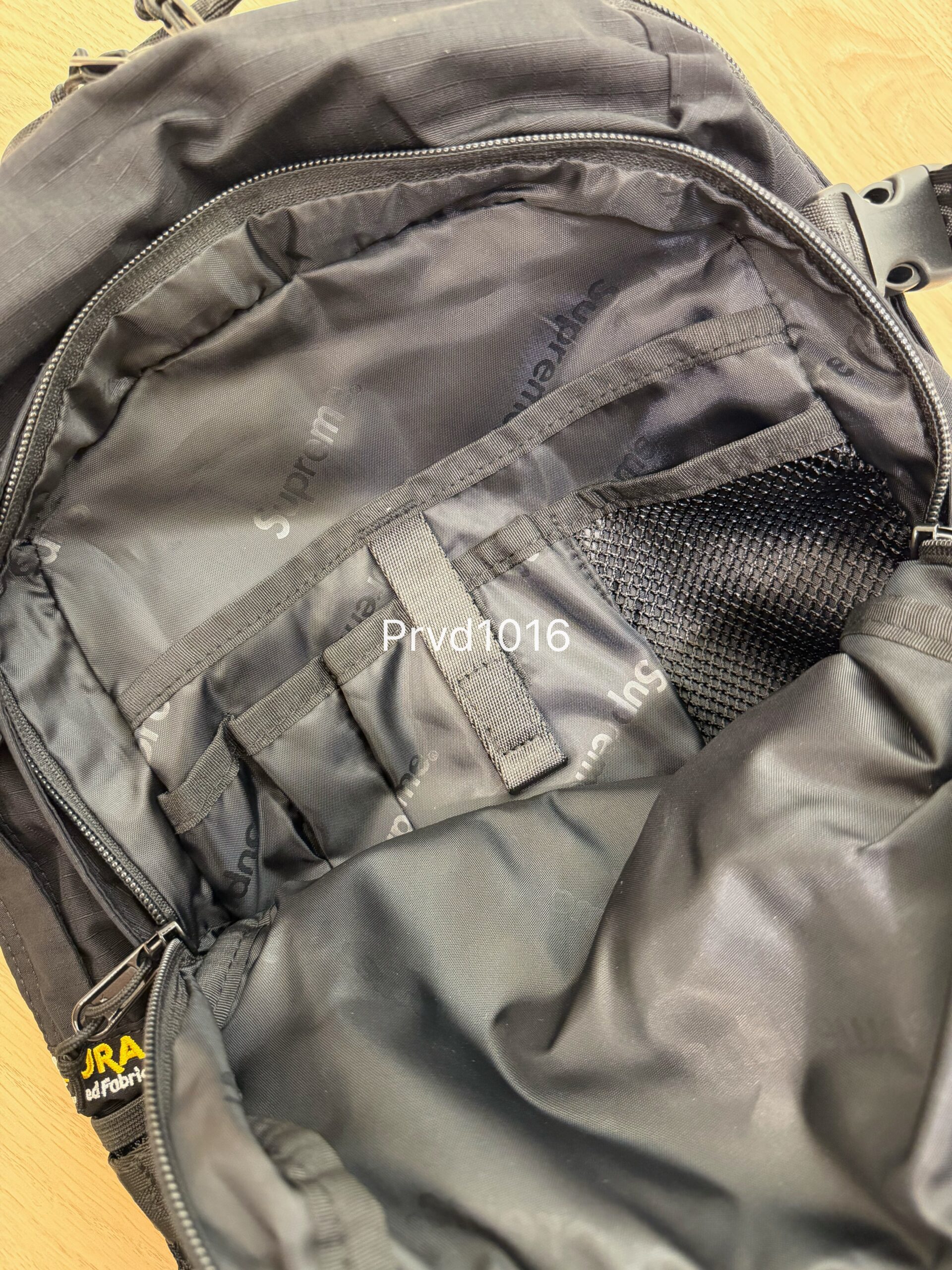 實拍免運 Supreme 2026 Backpack 四色 後背包 雙肩包 出國 旅行 逛街 運動 上課 通勤:圖片 23