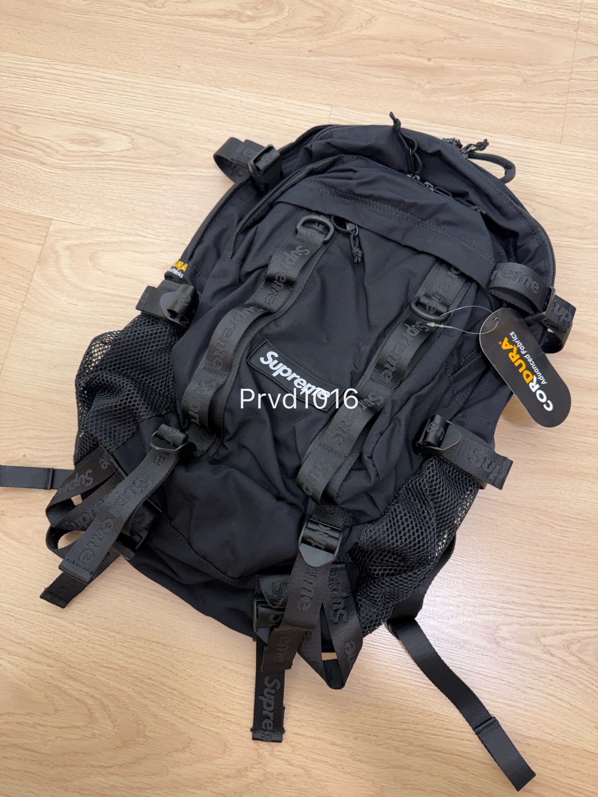 實拍免運 Supreme 2026 Backpack 四色 後背包 雙肩包 出國 旅行 逛街 運動 上課 通勤:圖片 9