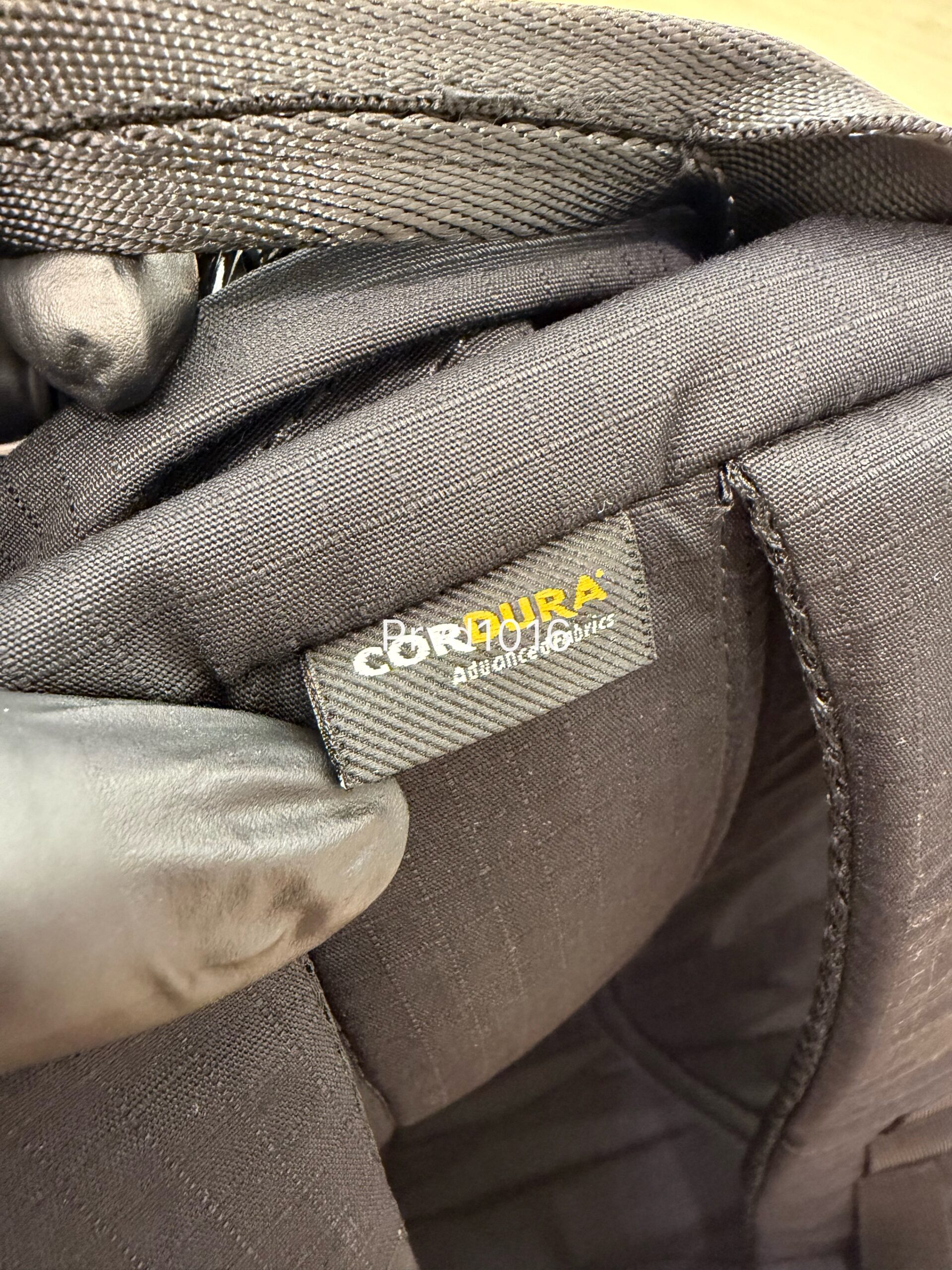 實拍免運 Supreme 2026 Backpack 四色 後背包 雙肩包 出國 旅行 逛街 運動 上課 通勤:圖片 19