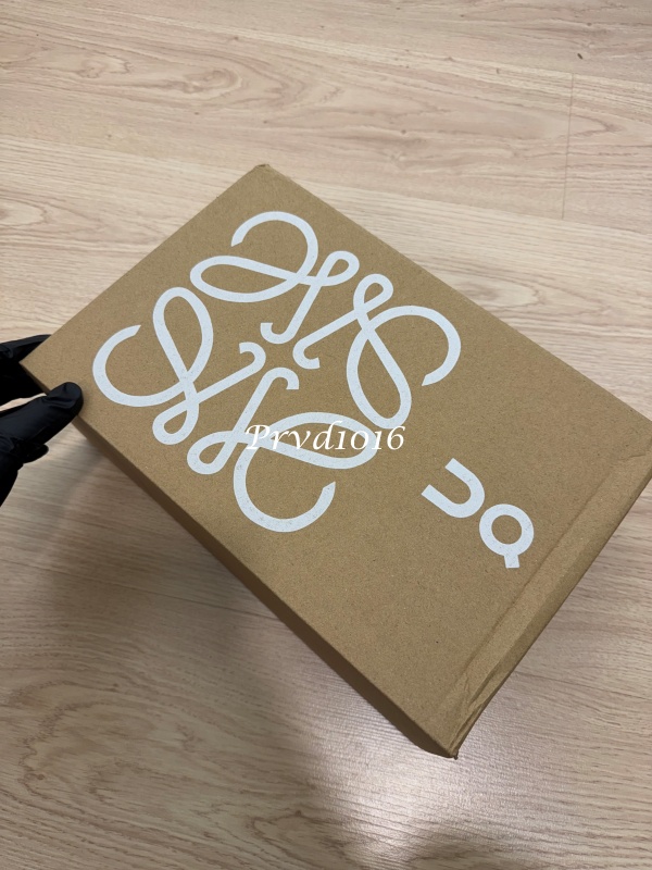 (現貨專區)實拍免運 LOEWE x ON Cloudtilt 聯名款 瑞士機能 經典緩震輕量休閒鞋 運動鞋 慢跑鞋 城市探索 白色:圖片 5