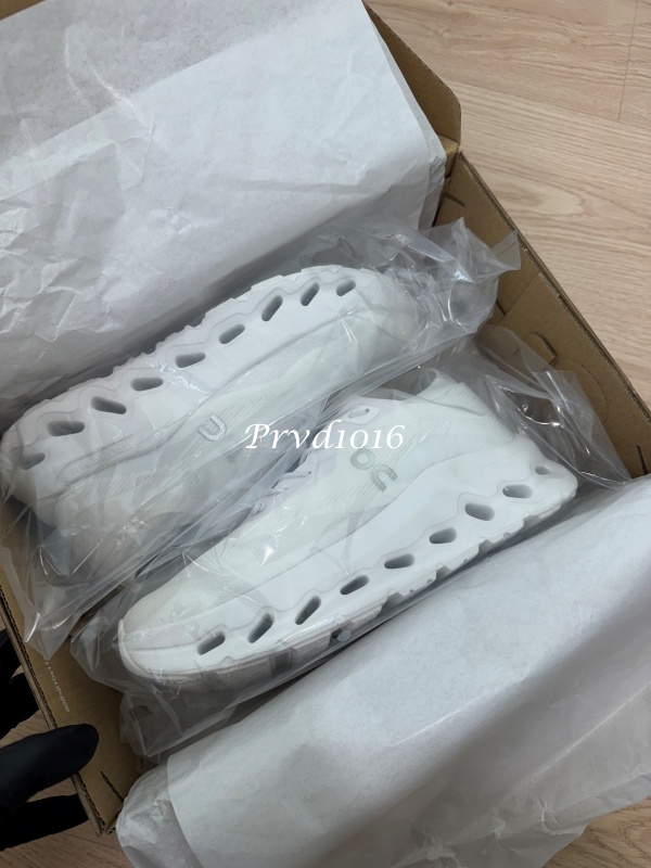 (現貨專區)實拍免運 LOEWE x ON Cloudtilt 聯名款 瑞士機能 經典緩震輕量休閒鞋 運動鞋 慢跑鞋 城市探索 白色:圖片 7