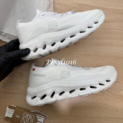 (現貨專區)實拍免運 LOEWE x ON Cloudtilt 聯名款 瑞士機能 經典緩震輕量休閒鞋 運動鞋 慢跑鞋 城市探索 白色:圖片 18