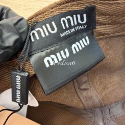 實拍免運 Miu Miu 經典刺繡LOGO 復古短簷棒球帽 男女同款 百搭老帽 潮流穿搭 遮陽帽 鴨舌帽 街頭質感 質感配件:圖片 23