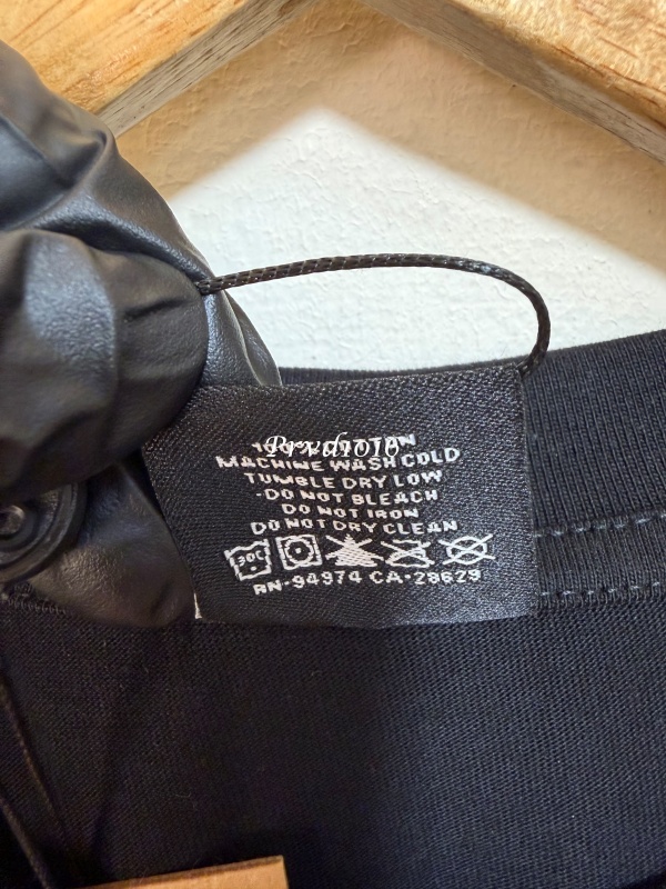 (現貨專區)實拍免運 Stussy TOKYO 東京限定 經典簽名 Logo 字母 長袖T恤 長T 潮流男女同款 黑色:圖片 7