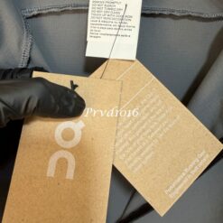 實拍免運 On Running Cloud Weather Jacket 瑞士機能 輕量連帽防風外套 男款 灰色 跑步 訓練 城市機能 穿搭 戶外 套裝：圖片 9