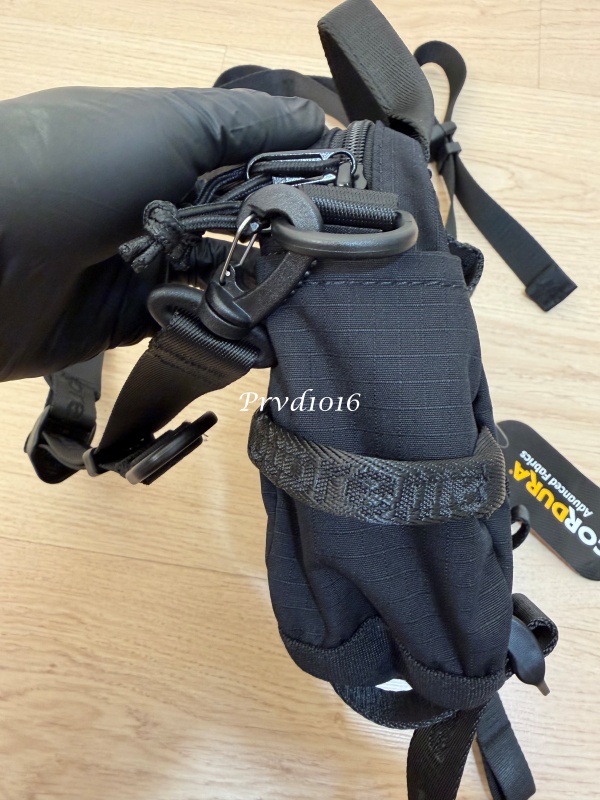 實拍免運 Supreme 2026 經典 Mini Duffle Bag 迷你波士頓包 側背包 斜背包 CORDURA 機能小包 潮流 穿搭 街頭男女多色:圖片 8