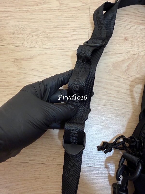 實拍免運 Supreme 2026 經典 Mini Duffle Bag 迷你波士頓包 側背包 斜背包 CORDURA 機能小包 潮流 穿搭 街頭男女多色:圖片 9