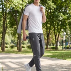 實拍免運 On Running Weather Pants 瑞士機能 輕量防風束口長褲 男款 灰色 跑步 訓練 城市機能 穿搭 戶外:圖片 2
