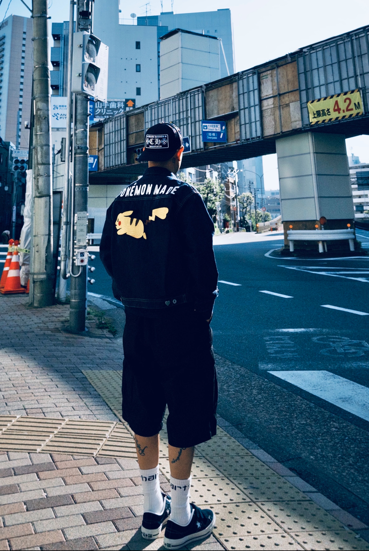 實拍免運 HUMAN MADE x Pokemon 皮卡丘 聯名款 刺繡工裝 丹寧外套 美式復古 潮流穿搭 男女同款:圖片 2
